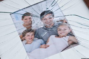 Что разрушает семью изнутри