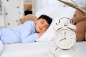 Как приучить ребёнка к режиму сна