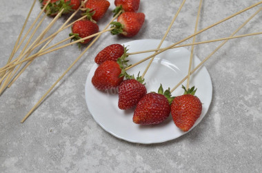 Букет из клубники в шоколаде