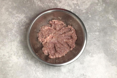 Голубцы в сметанном соусе в духовке