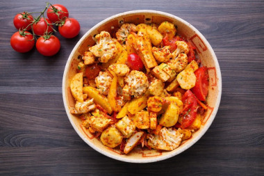 Картошка с овощами в аэрогриле