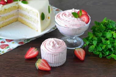 Клубничный крем для торта