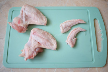 Куриные крылышки в медово соевом соусе в духовке