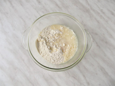 Кутабы с зеленью и сыром