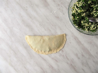 Кутабы с зеленью и сыром