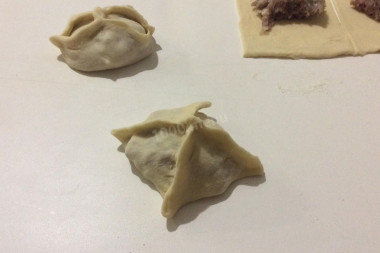 Манты в пароварке на пару