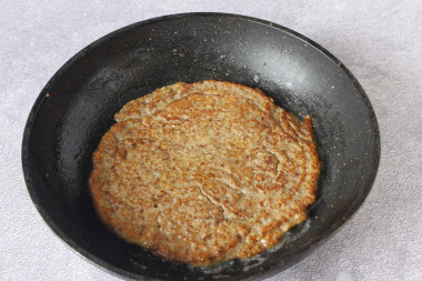 Печеночный торт из говяжьей печени классический