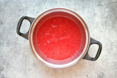 Пюре клубничное