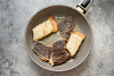 Рыба жареная под маринадом