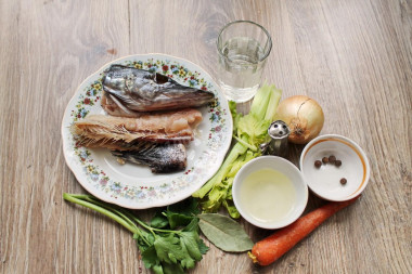 Рыбный бульон прозрачный