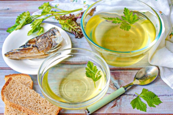 Рыбный бульон прозрачный