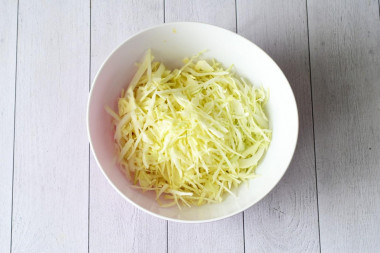 Салат капуста с соевым соусом