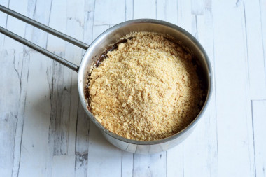 Шоколадная колбаса из печенья и какао классическая