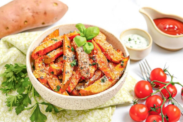 Сладкий батат запеченный в духовке с сыром