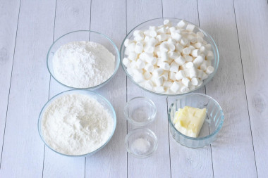 Торт с клубничным кремом