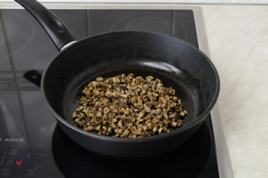 Заливной пирог с курицей и грибами