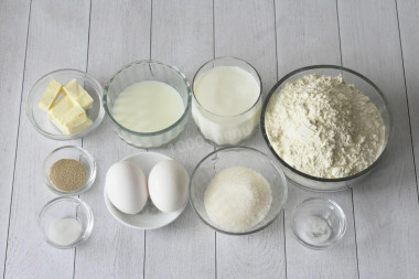 Булочки с повидлом из дрожжевого теста в духовке