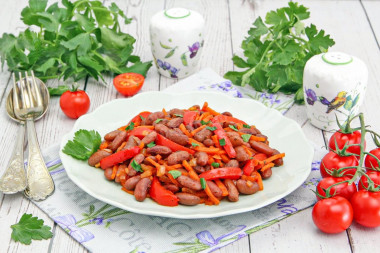 Фасоль с томатной пастой
