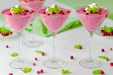 Клюквенный мусс с манной крупой