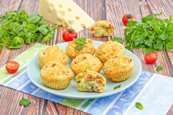 Маффины с ветчиной и сыром