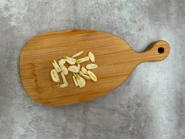 Мясо шпигованное