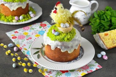 Пасхальный кулич на сливках
