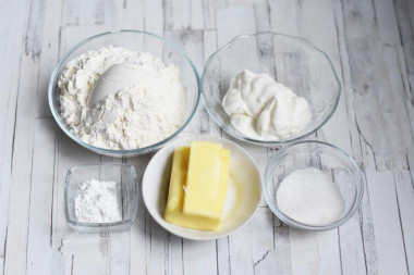 Пирог с клубникой в духовке