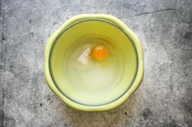 Пирожки с клубникой в духовке