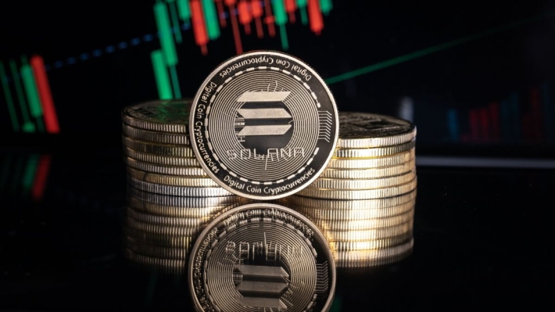 Почему цена Solana может упасть до , несмотря на рост выше 