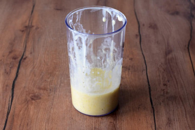 Смузи банан апельсин