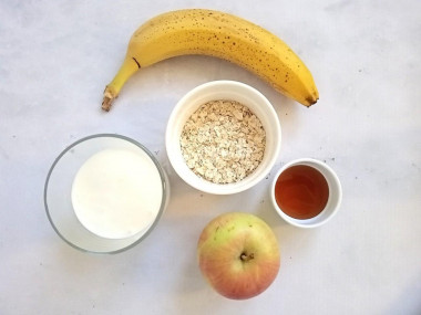 Смузи кефир банан овсянка