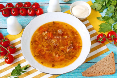 Суп с капустой и мясом