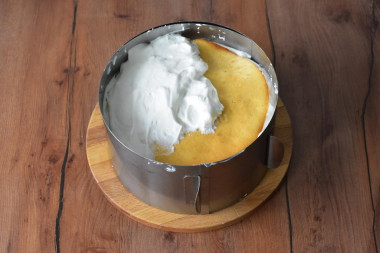 Торт Молочная девочка с кремом чиз