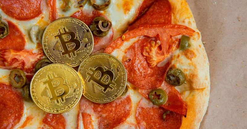 Что произошло с 10,000 BTC, которые Ласло Ханьец заплатил за 2 пиццы?