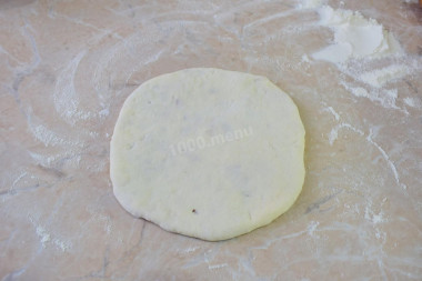 Хычины с мясом на сковороде