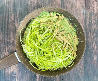 Паста из кабачков с курицей ПП