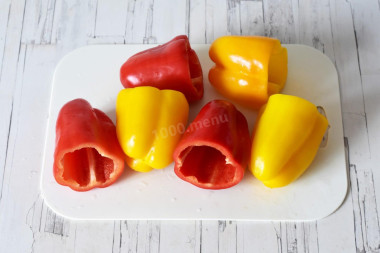 Перец с фаршем и сыром в духовке