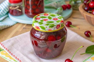 Вишневое варенье с желатином из вишни