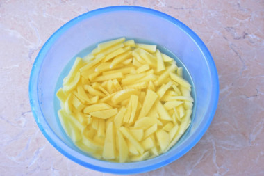 Картошка жареная с грибами и луком