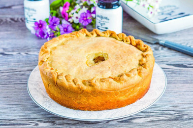 Пирог с картошкой и фаршем в духовке