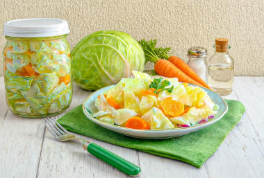 Капуста маринованная в банке на зиму