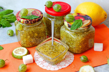 Крыжовник с лимоном на зиму без варки