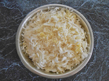 Вкусная маринованная капуста на зиму с уксусом