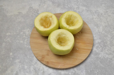 Яблоки с сыром