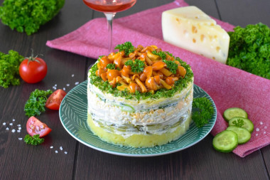 Салат Лесная поляна с опятами маринованными