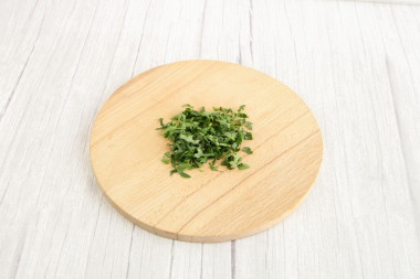Слоеный салат с ананасом и курицей